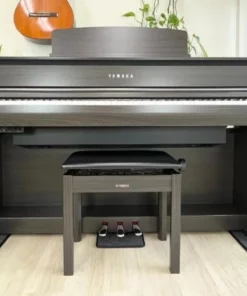 YAMAHA CLP-775 DW