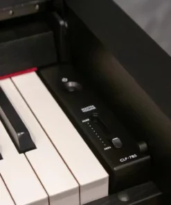 YAMAHA CLP-785 B