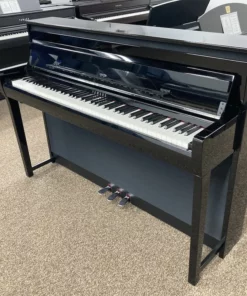 YAMAHA CLP-785 PE (USED)