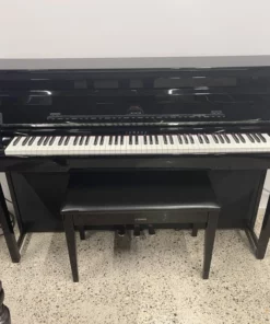 YAMAHA CLP-785 PE (USED)