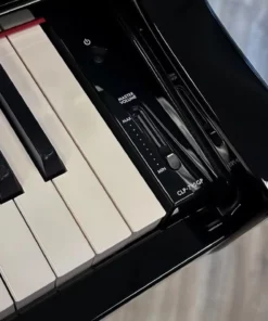 YAMAHA CLP-795 GP PE