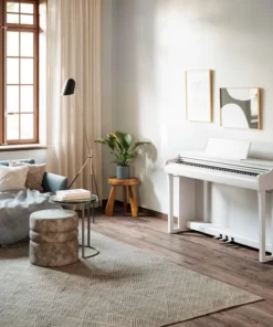 YAMAHA CLP-825 WH