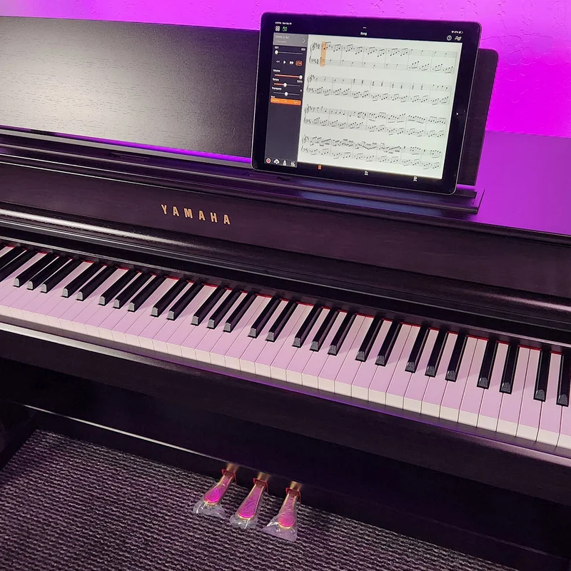 Đàn piano Yamaha YAMAHA CLP-845 – Chi tiết bàn phím