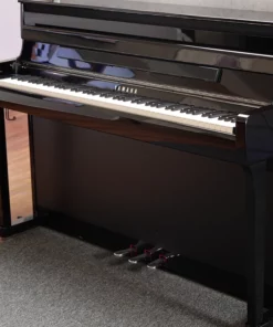 YAMAHA CLP-885 B