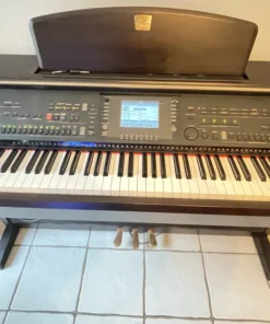 YAMAHA CVP-305 R