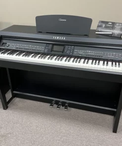 YAMAHA CVP-701 B (USED)