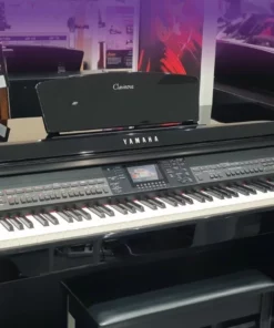 YAMAHA CVP-701 PE