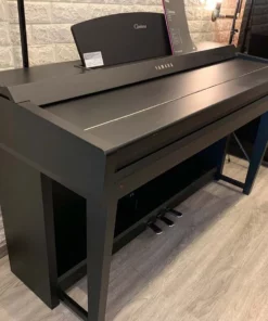YAMAHA CVP-705 B