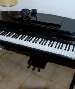 Yamaha CVP 75