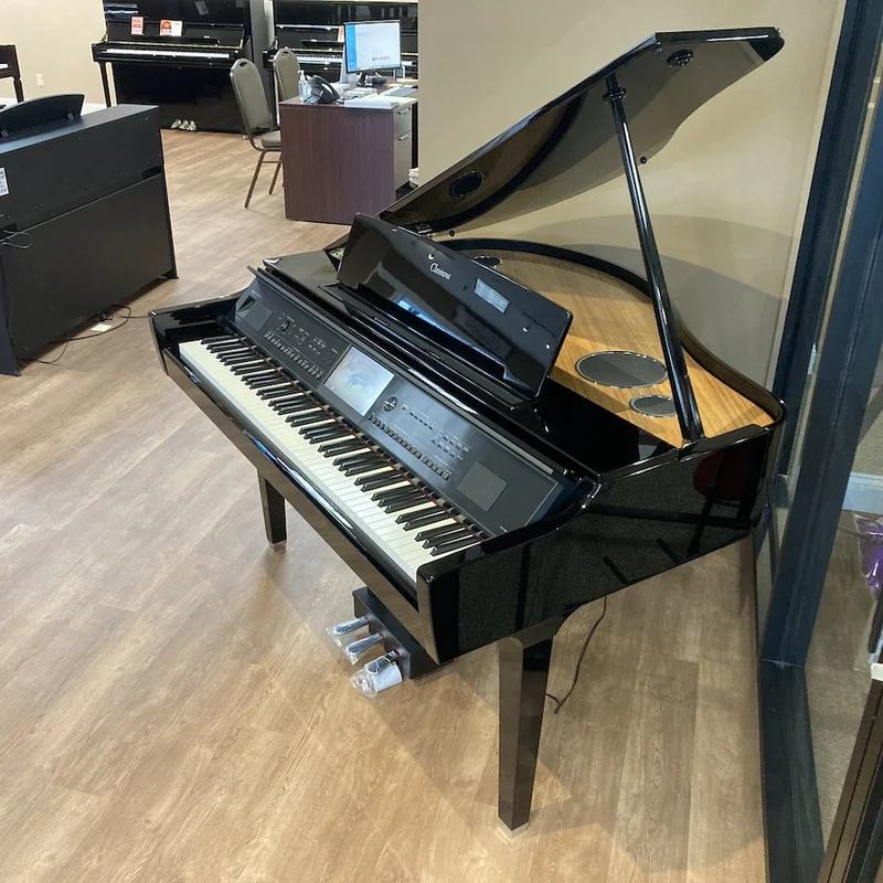 YAMAHA CVP-809GP PE