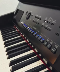 Yamaha CVP-909 B