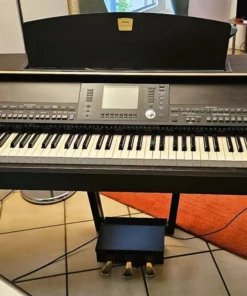 YAMAHA CVP-505 R