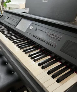 YAMAHA CVP-709 B