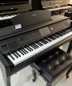 YAMAHA CVP-709 B