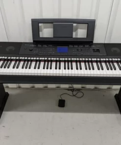 Yamaha DGX-660