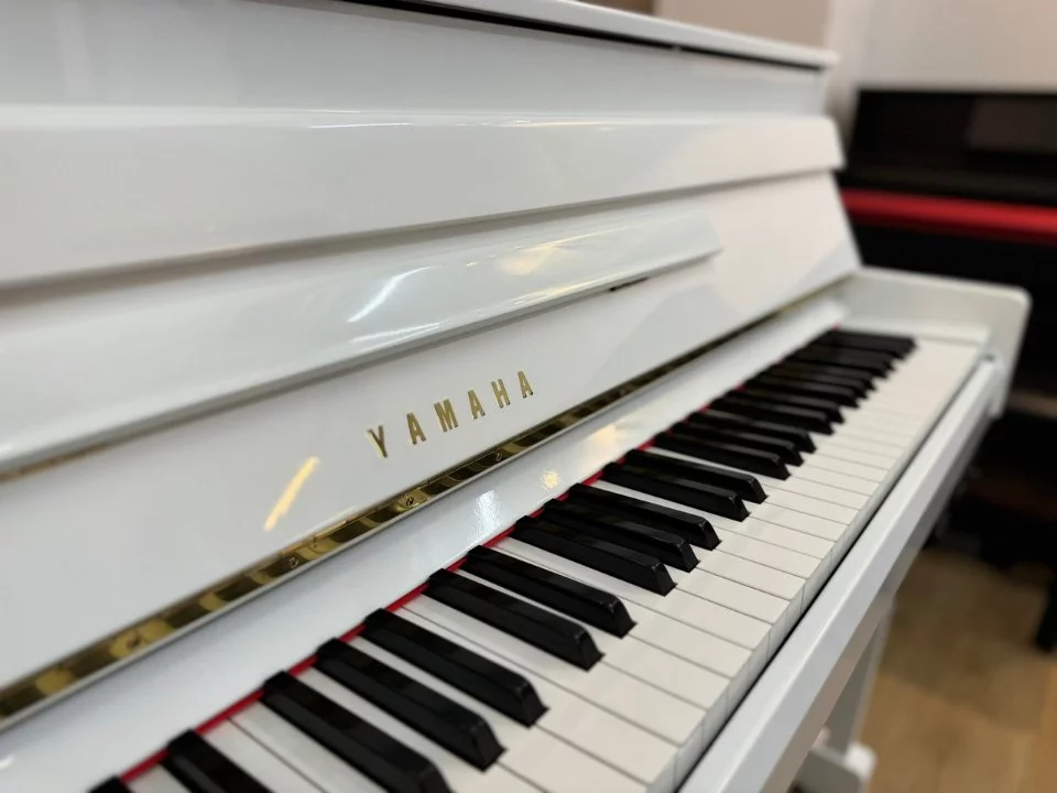 Đàn piano Yamaha YAMAHA DUP-20 WH – Chi tiết bàn phím