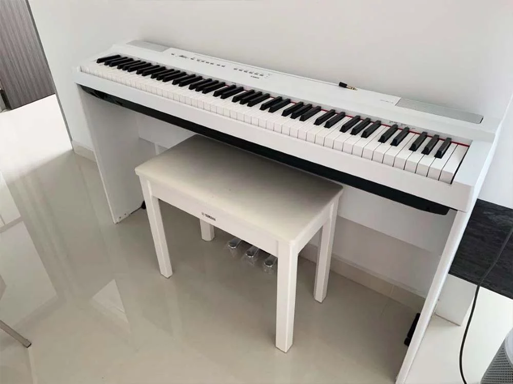 YAMAHA P-125 WH