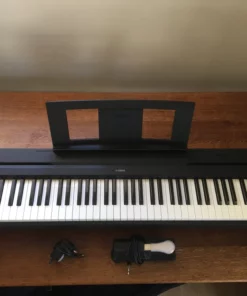 YAMAHA P45 (USED)