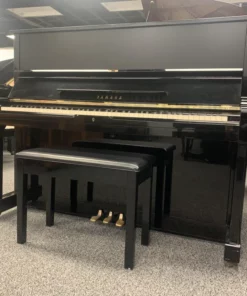 YAMAHA U1 PE (Used)