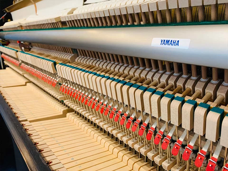 YAMAHA U1 PE (Used)