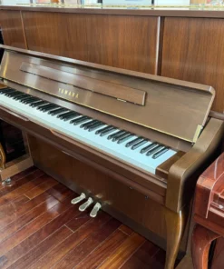 YAMAHA U10 WnC