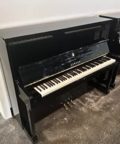 YAMAHA U10 WnC
