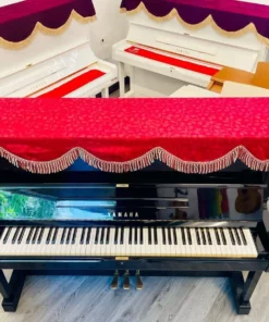 YAMAHA U1A
