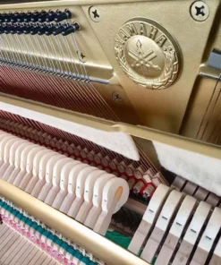 YAMAHA U1A