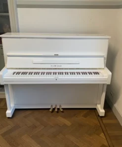 YAMAHA U1E Wh