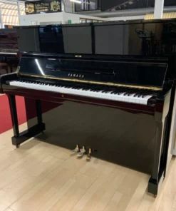 YAMAHA U1E Wn