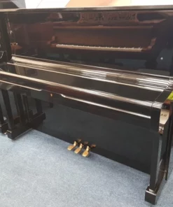 YAMAHA U1G Mh