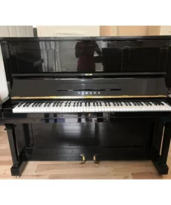 YAMAHA U2B