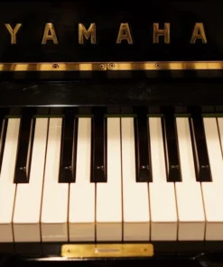 YAMAHA U2B