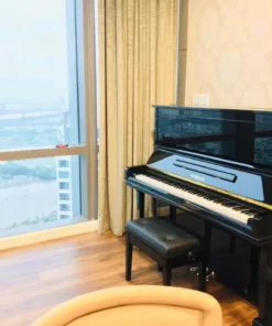 YAMAHA U300