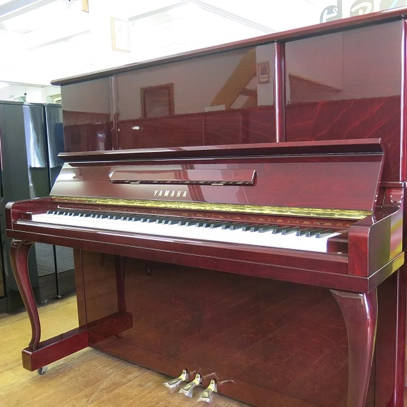 YAMAHA U30BiC – Toàn cảnh thiết kế tại Nah Music
