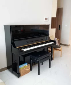YAMAHA U30BL