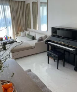 YAMAHA U30BL