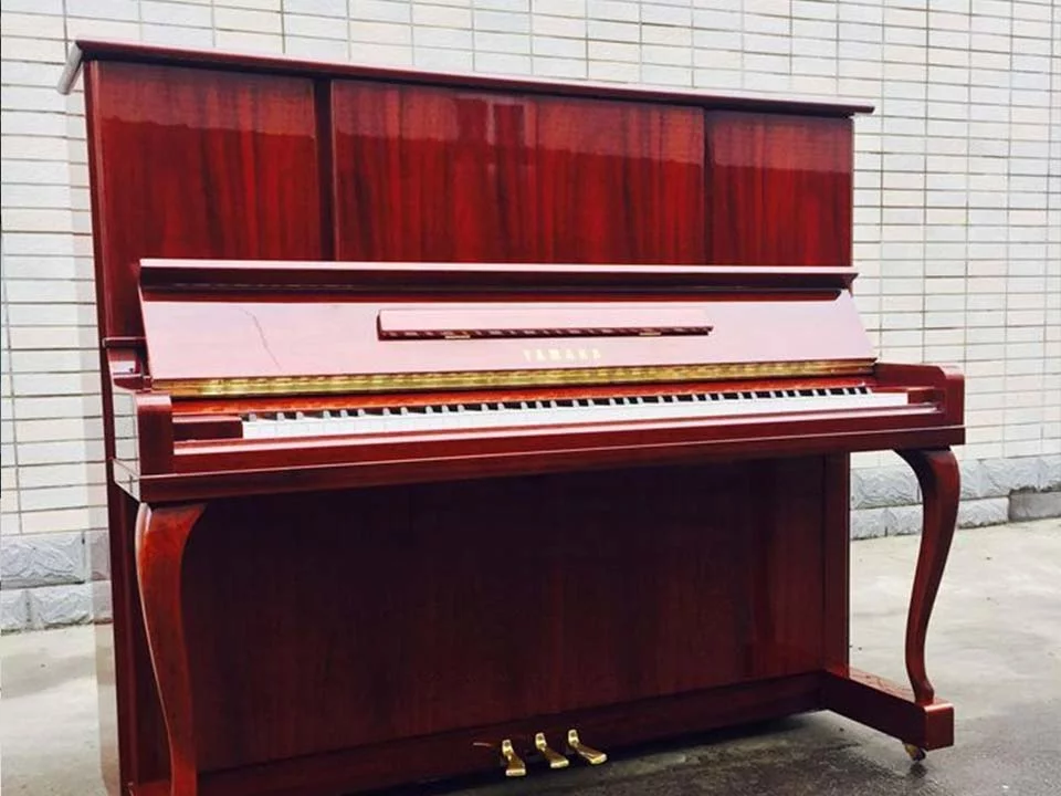 YAMAHA U30MhC – Toàn cảnh thiết kế tại Nah Music