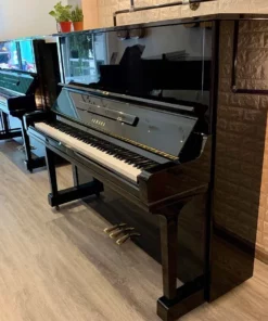 YAMAHA U3G