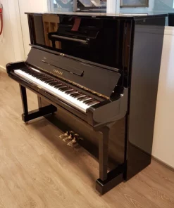 YAMAHA U3H MH