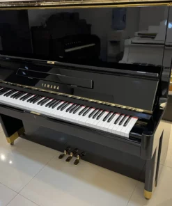 YAMAHA U5 WH