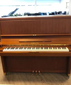 YAMAHA U7H