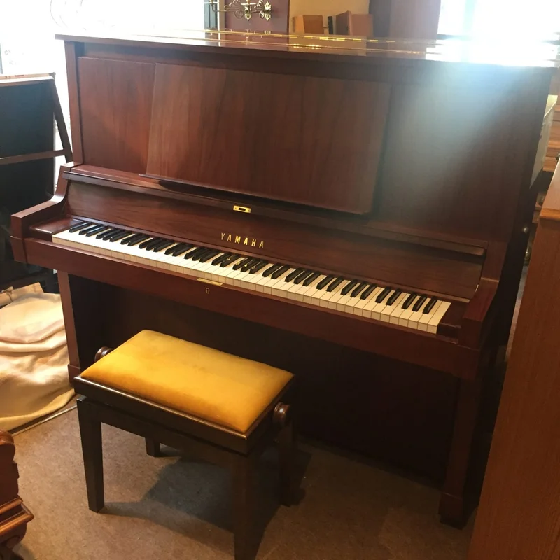 YAMAHA W101B PW – Toàn cảnh thiết kế tại Nah Music