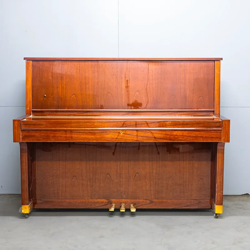 YAMAHA W104