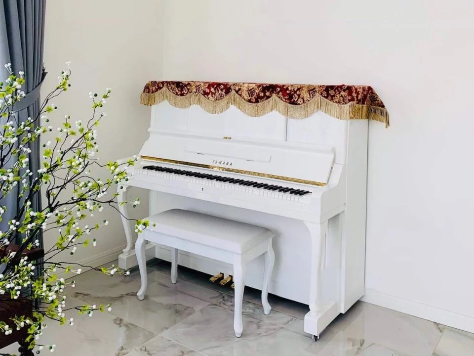 YAMAHA W106 WH