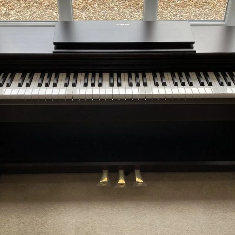 YAMAHA YDP-145 R (USED)