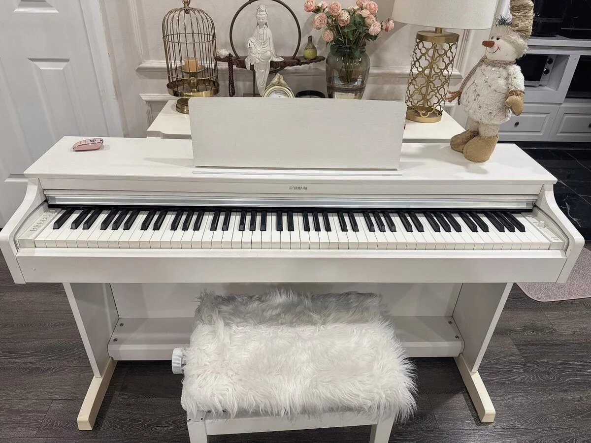 YAMAHA YDP-163 WH - Nah Music