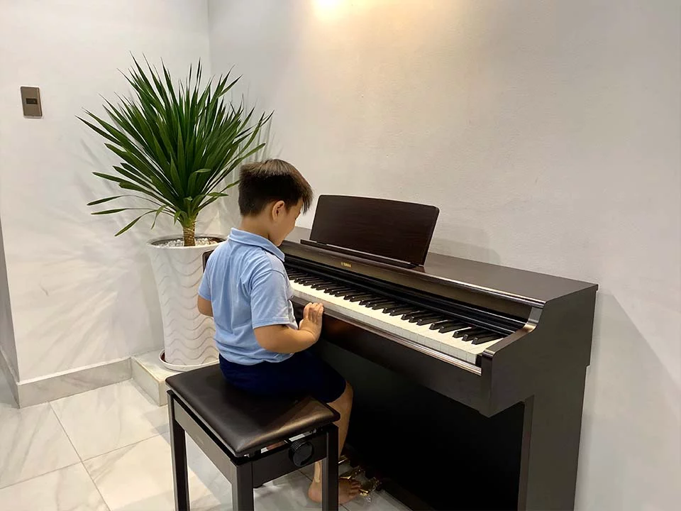 YAMAHA YDP-164 R (USED) – Toàn cảnh thiết kế tại Nah Music