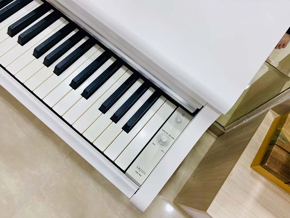 YAMAHA YDP-164 WH - Nah Music