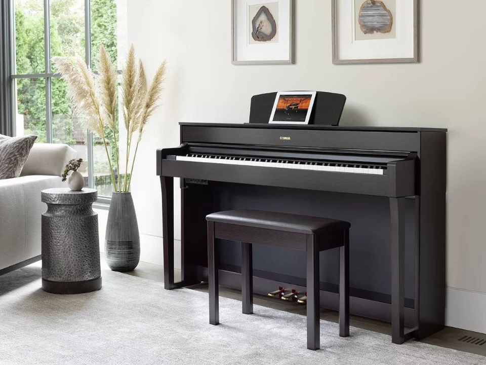 YAMAHA YDP-184 R